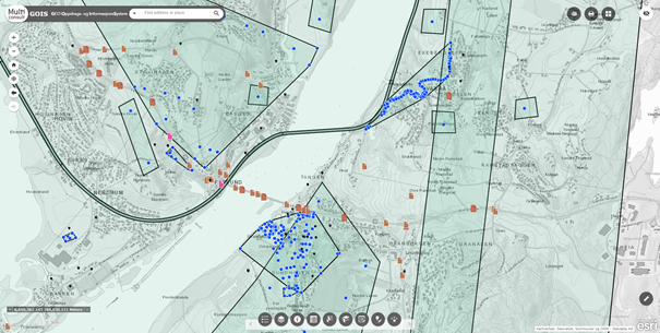 Figur 2: Kartutsnitt med tidligere grunnundersøkelser. Blå prikker er borpunkt. Brune firkanter er rapporter fra grunnundersøkelser hvor borpunkt ikke er vist (kilde: Multiconsult GIS med data fra NADAG og SVV)