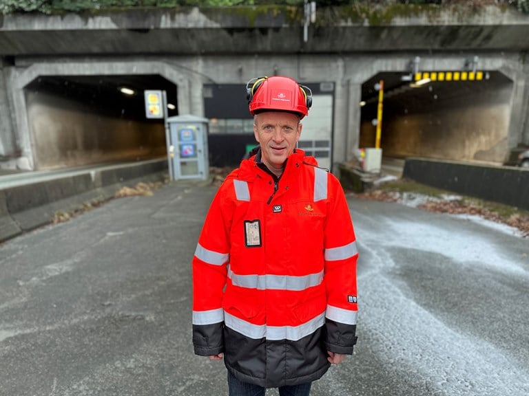 Prosjektleder Sverre Ottesen og Statens vegvesen anbefaler å bygge et nytt løp for nordgående trafikk. Trafikken mot sør skal gå i et oppgradert løp. (Foto: Per Kollstad)