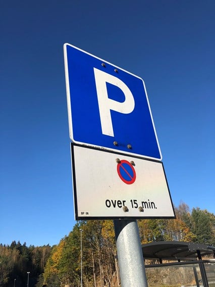 Bilde av parkeringsskilt