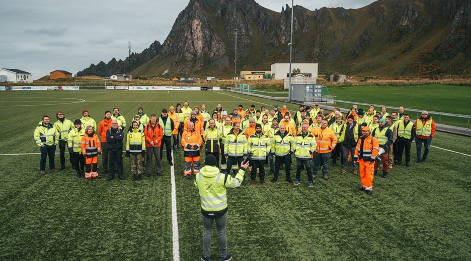 Deltakerne får informasjon om dagens opplegg under jammetesten på Andøya.