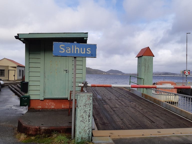Salhus ferjekai i Bergen
