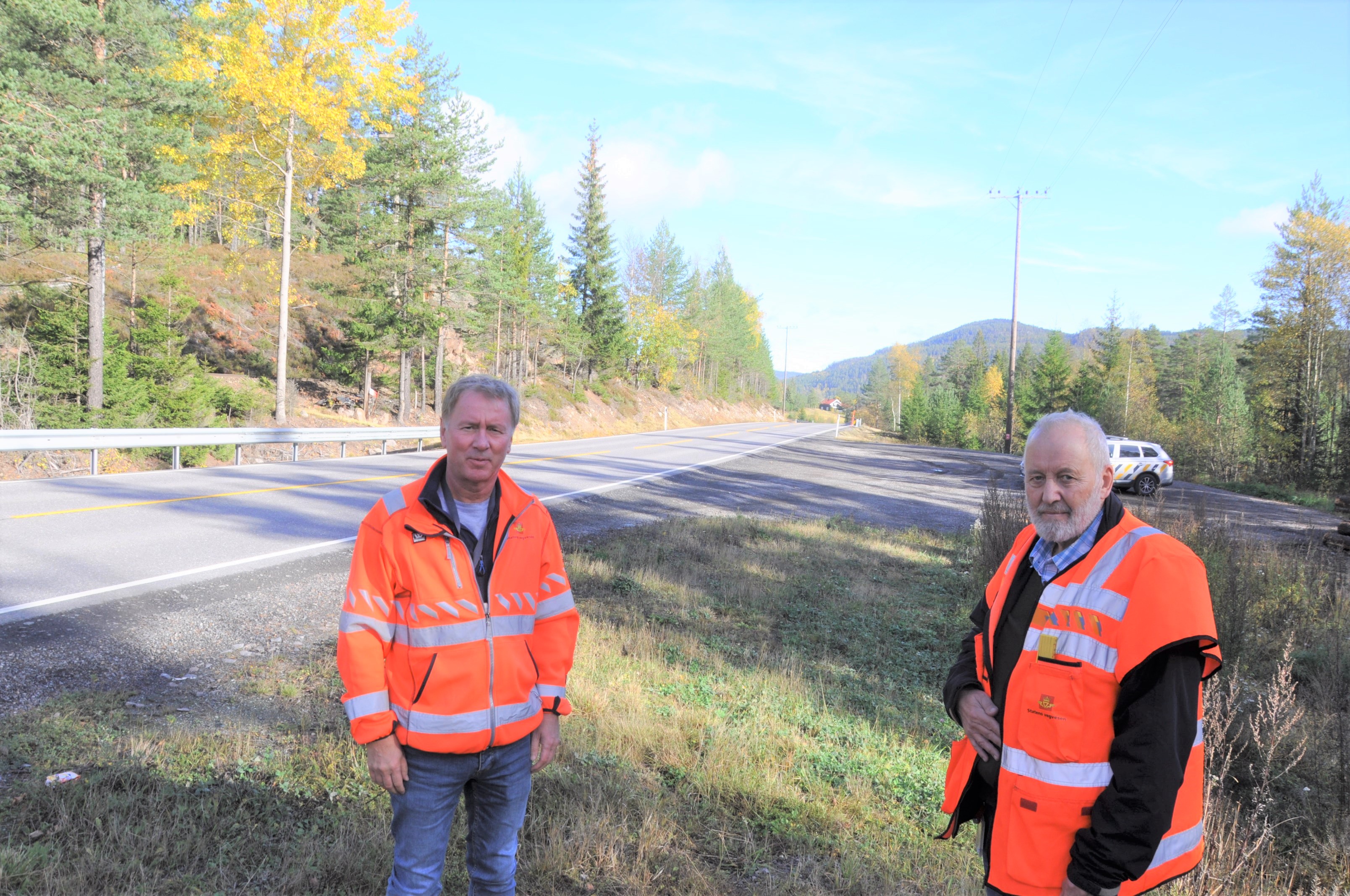 Starter bomarbeidet i mai, sier f.v. Hans Olav Dalen og Svein Borgen i SVV(Foto: Kjell Wold)