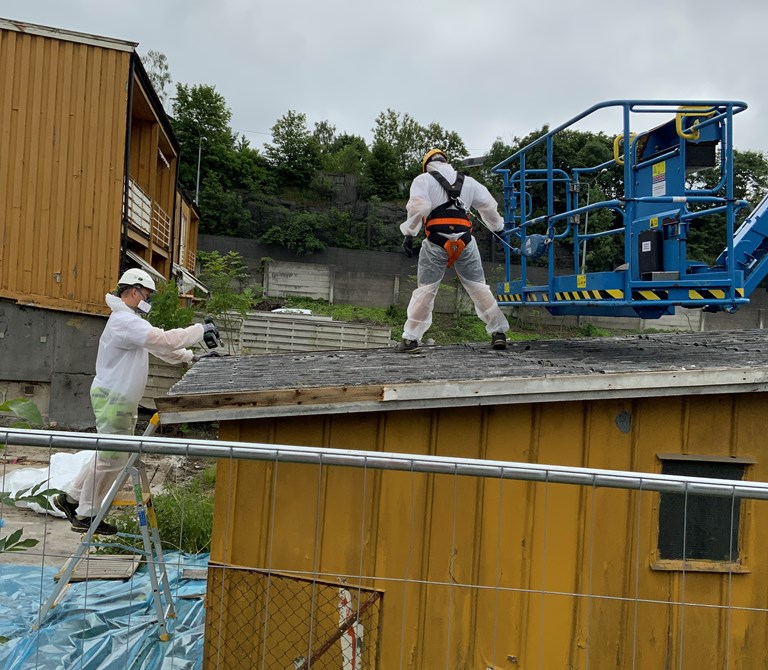 Asbestsanering før riving i Riiser Larsens vei