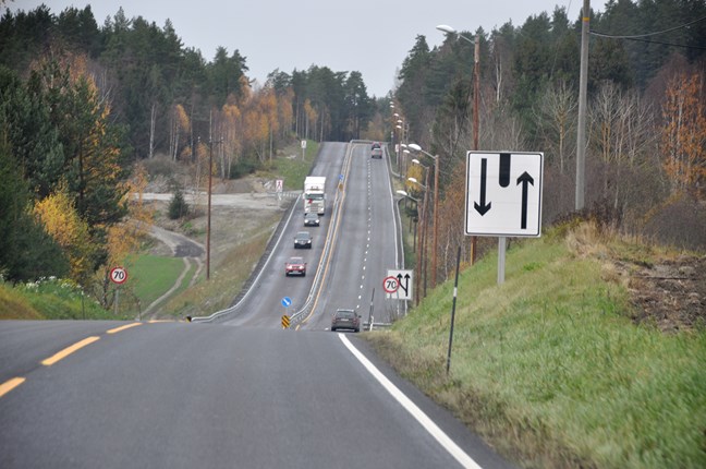 Langerudbakken på rv. 350 mellom Hokksund og Skotselv.